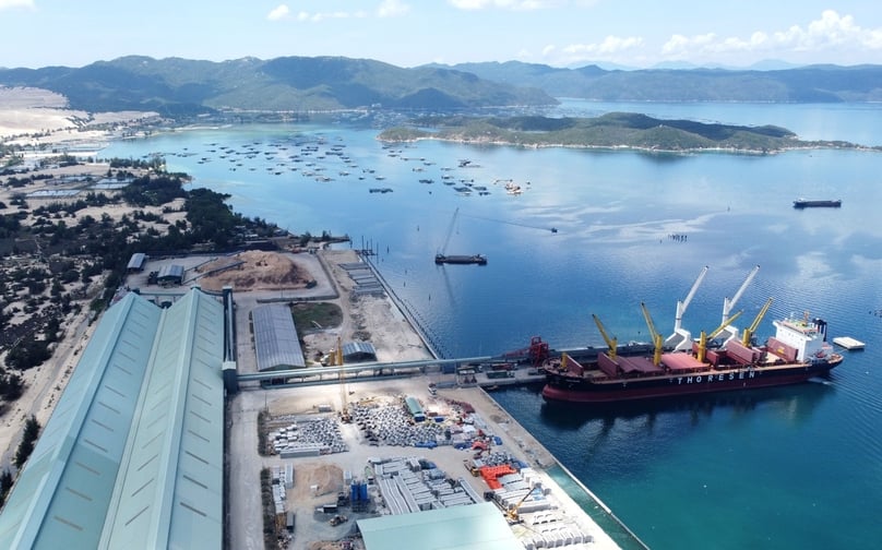 Movement of mega projects creates momentum for central Vietnam's Van Phong Economic Zone