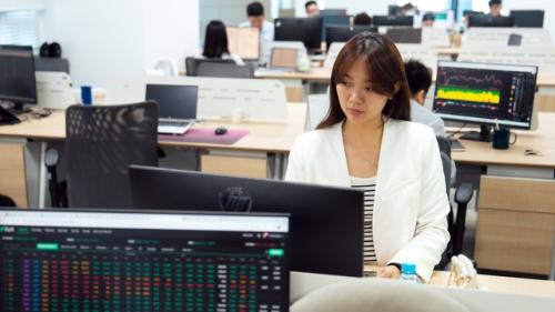 Vietnam Q1 incomes rise 8.5% y/y as labor market stays stable: statistics office