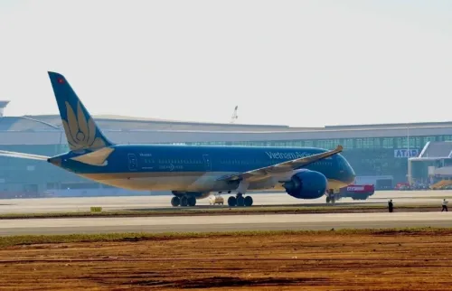 Roadmap set to shift international flights from Tan Son Nhat to Long Thanh