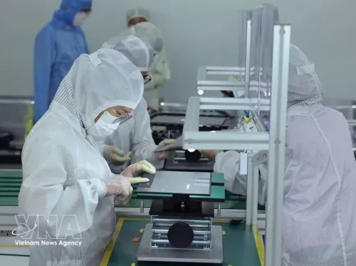 Vietnam’s electronics imports surge as global giants ramp up production