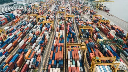 Vietnam trade turnover exceeds US$445 million in five months, up 25%