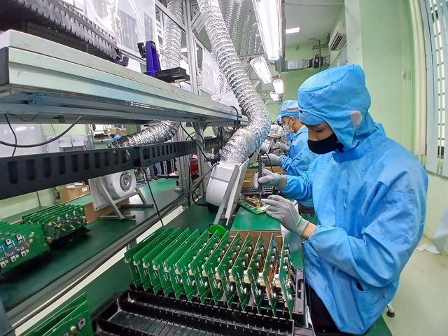 Việt Nam’s hi-tech exports surpass 50% as startup ranking hits record