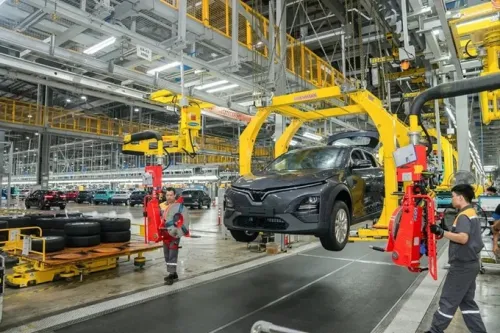 Vietnam's manufacturing recovery gaining traction: S&P