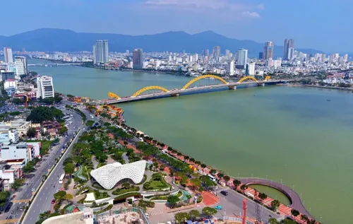 VSIP to build $138 mln industrial park in central Vietnam hub Danang