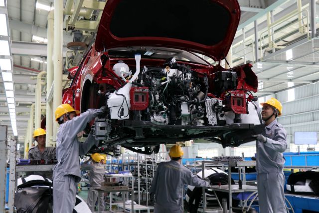 Easing Euro 5 technology transfer rules may help safeguard automotive industry