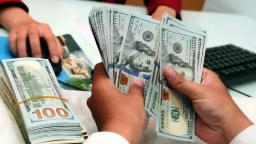 Vietnam's $20.5 bln trade deficit: How FDI inflows are supporting the dong