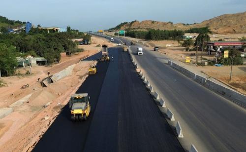 Vietnam slates $35 billion in PPP capital for 29 priority expressways