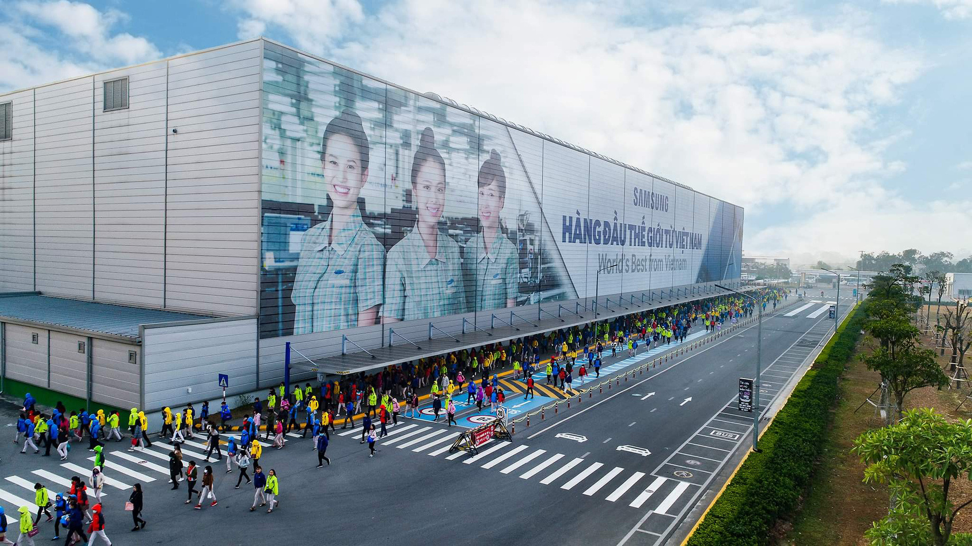 Vietnam’s electronics import surge reflects AI demand, production expansion
