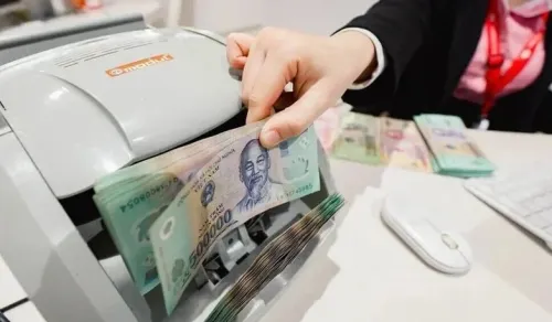 Credit growth slows, slips in first half of October