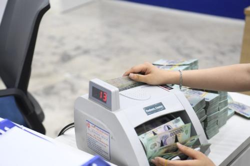 At least 22 banks commit to cutting lending rates